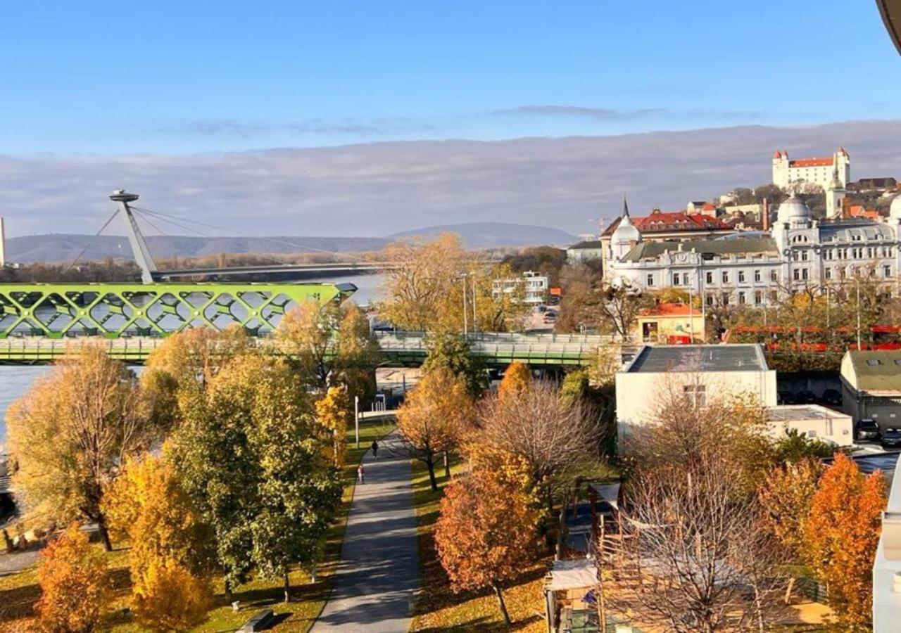 No1 Dream View Lägenhet Bratislava Exteriör bild